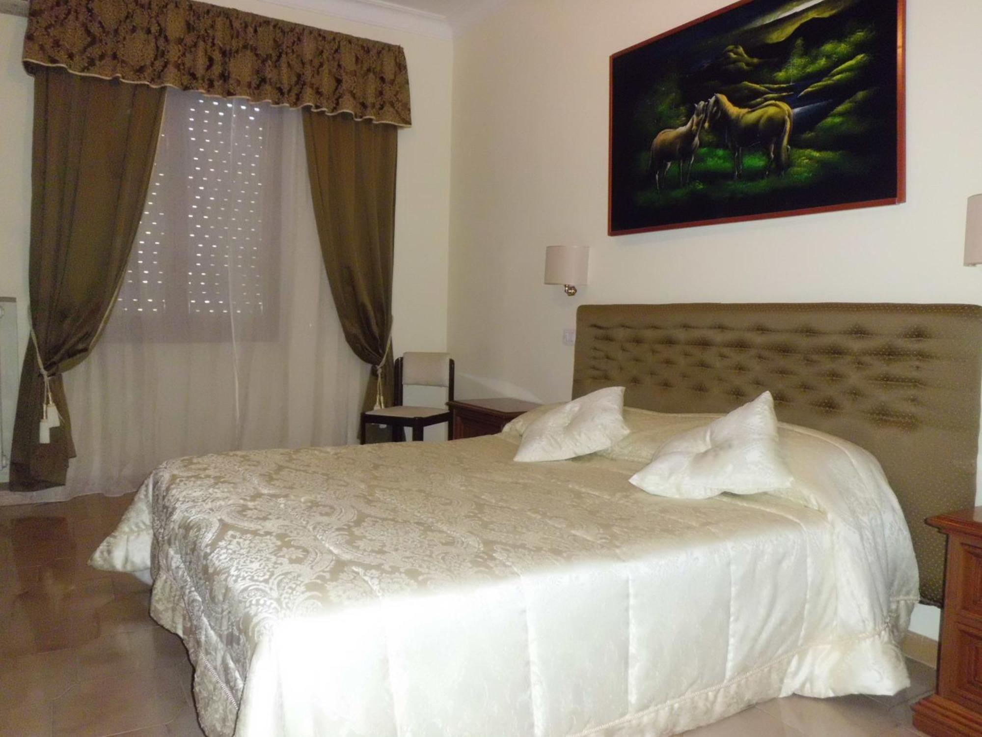 Tiburtina Guesthouse Rome Bagian luar foto